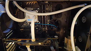 I7 5.0ghz / GTX 1080ti 11gb / 2x360mm Water Custom Loop / OC (8 foto / 10)