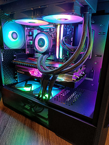 Ryzen 9 7950x3d / RX 7900XTX 24GB / DDR 5 / Windows / argb (6 foto / 7)