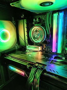 RYZEN 7 7800x3d / RX 9070XT / AIO / DDR5 / ARGB / WINDOWS 11 (6 foto / 8)