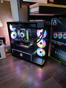 Ryzen 7 9800X3D / RX 5080 / DDR5 / 420mm AIO / WINDOWS 11 (8 foto / 9)