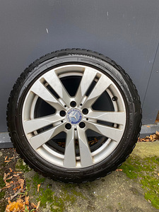 5x112 Mercedes-Benz valuveljed + Dunlop naastrehvid (2 foto / 6)