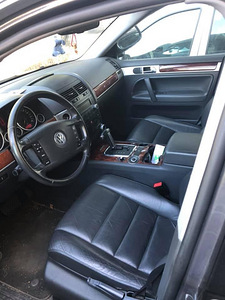 Volkswagen Touareg 2009a 3.0 176kw varuosadeks (3 foto / 4)