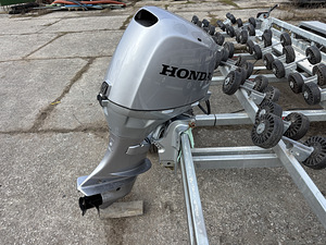 Honda 50hp 4-stroke (2 foto / 10)