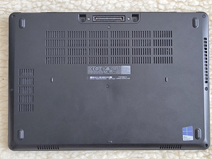 Dell Latitude E5470 (4 фото из 7)