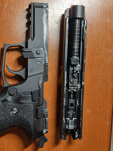 WE F229R airsoft (3 foto / 6)