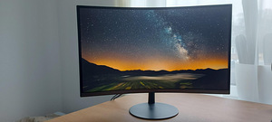Monitor Samsung LC27T550FDUXEN, 27″, Curved (1 foto / 1)