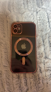 iPhone 11 (64 GB) (6 foto / 6)