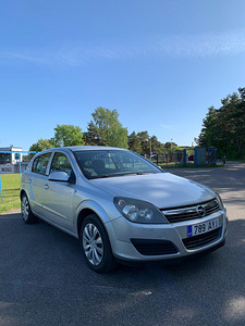 Opel Astra (1 foto / 7)