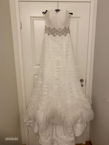 Свадебное платье р. 34-38 (фото #2)