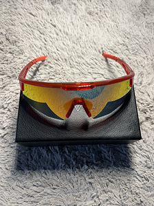 4KAAD original spordiprillid (5 foto / 8)