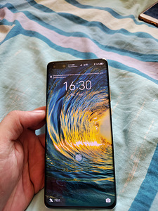 Huawei P 40 pro (4 фото из 6)