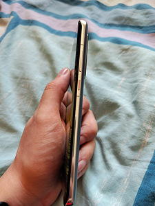 Huawei P 40 pro (6 фото из 6)
