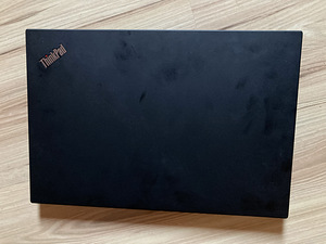 Lenovo T15 (4 foto / 4)