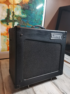 Laney cub12R tube amp (2 foto / 5)