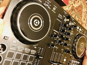 Kontroller Pioneer DDJ-400 (3 foto / 3)