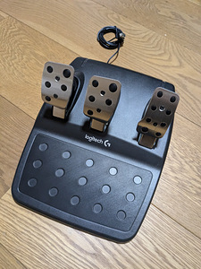 Mängurool Logitech G29 + käigukast (2 foto / 6)