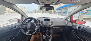 Ford Fiesta 1.0 Titanium (9 foto / 15)