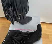 Продам ботинки Barbara bucci 40 размер