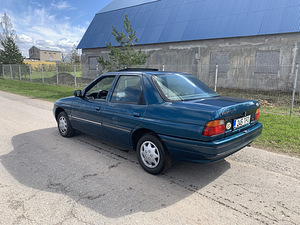 Ford Orion (2 foto / 6)