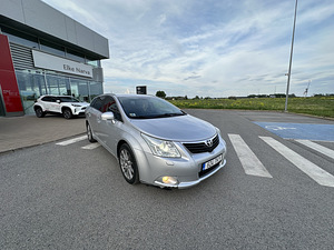 Toyota Avensis 2009 (7 foto / 10)