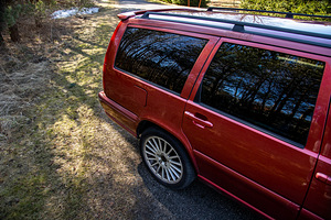 Volvo V70 2.4T (6 foto / 11)