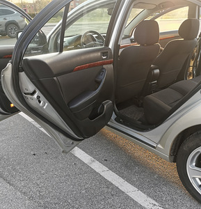 Toyota Avensis T25 2.0 Бензин 108kW Механика (6 фото из 12)