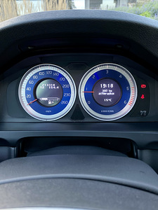 Volvo S60 R Design 2013 (14 foto / 15)