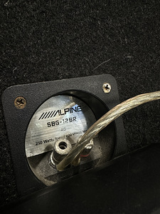 Alpine 12" 800w Subwoofer komplekt (4 foto / 7)