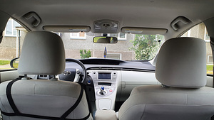 Toyota prius (4 фото из 7)