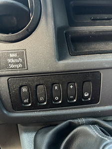 RENAULT MASCOTT , 3.0 115 KW (7 foto / 10)