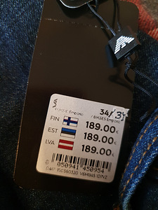 Emporio Armani teksad L (6 foto / 8)