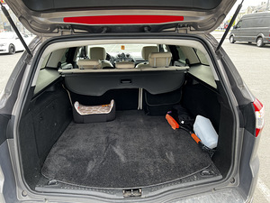 Ford Mondeo (6 фото из 12)