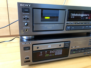 Sony TC-K750ES + Sony CDP-X33ES Titanium Kassettdekk + CD (2 foto / 10)