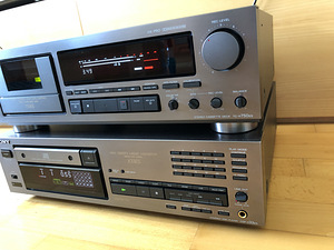 Sony TC-K750ES + Sony CDP-X33ES Titanium Kassettdekk + CD (4 foto / 10)