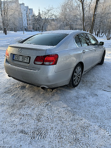 Lexus GS 300 3.0 183kW. (4 foto / 10)