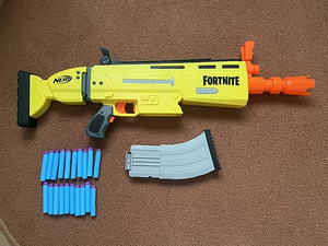 NERF komplekt (relvad + varustus) (4 foto / 10)