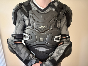 LEATT kerekaitse (L/XL) (1 foto / 5)