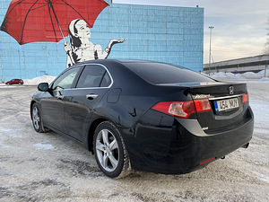 Honda Accord 2.0 115kW Executive (6 foto / 7)