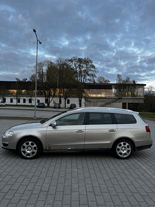 Volkswagen Passat (3 foto / 8)