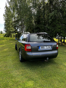 Audi a4 b6 1.9 TDI (5 foto / 11)