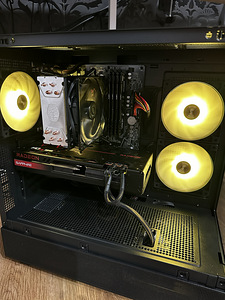 Lauaarvuti RX 7700 XT Ryzen 5 5600X 32 GB (2 foto / 2)