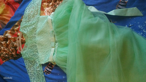 Kleidid ,130,140,150,160 (2 foto / 3)