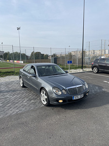 Mercedes Benz e280 (1 foto / 8)