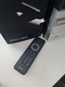 Музыкальный центр Philips (2 фото из 2)