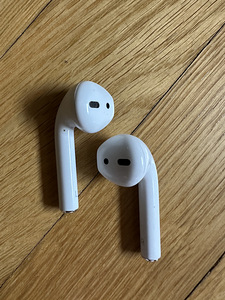 Apple AirPods 2 (2 фото из 4)