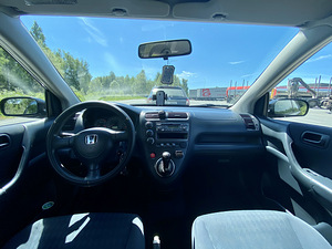 Honda Civic 1.6 manual (7 foto / 8)