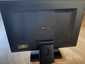 Monitor 22" BenQ G2200W 1680x1050 76Hz (2 foto / 2)