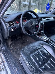 Audi a6 c5 (9 фото из 10)
