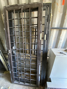 Metalluksed Erimõõdulised (4 foto / 8)