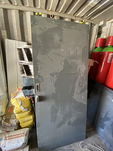 Puit- ja PVC-aknad (2 foto / 8)